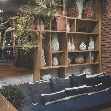 Stay Thapae Hostel Chiang Mai Exterior photo